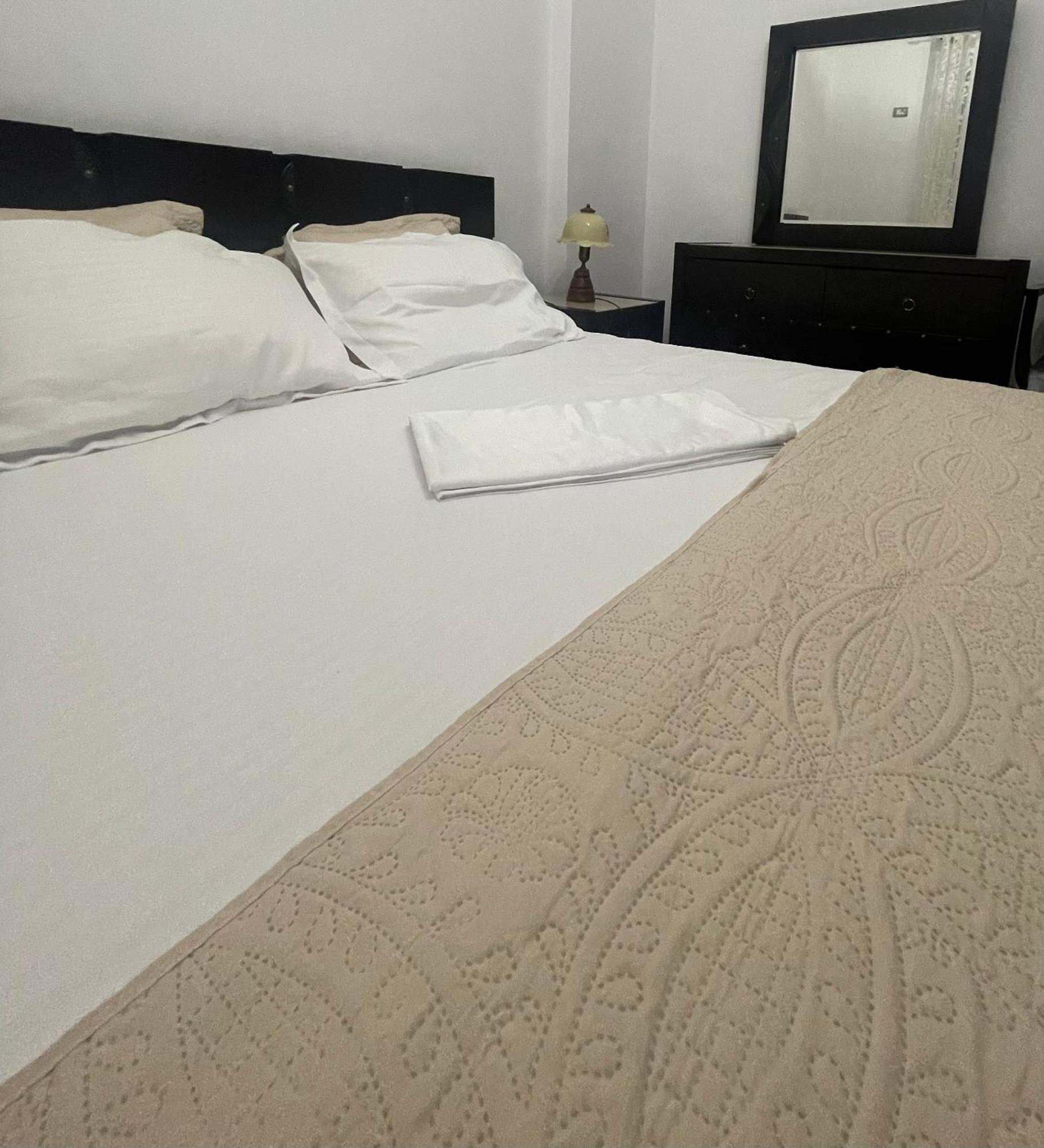 Seaview Golden Penthouse Apartment Саранде Екстериор снимка