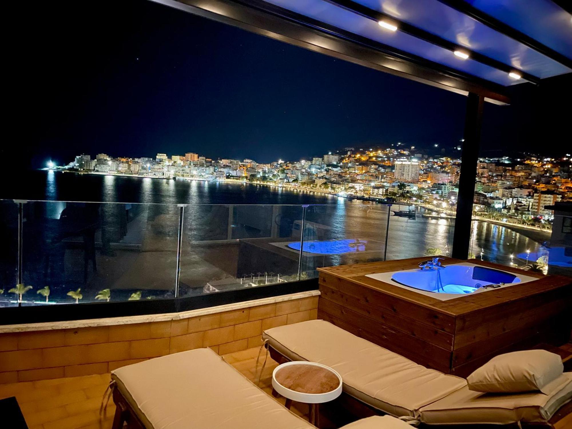 Seaview Golden Penthouse Apartment Саранде Екстериор снимка